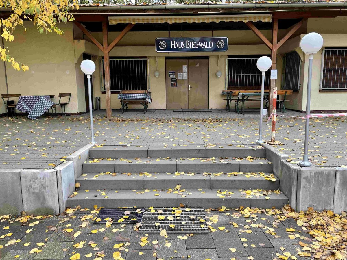 ssgh-hundeplatz-hundeschule-bockenheim-terrasse (74)
